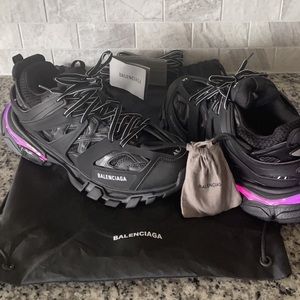 Balenciaga track led size 12 (brand new never worn) 1000$